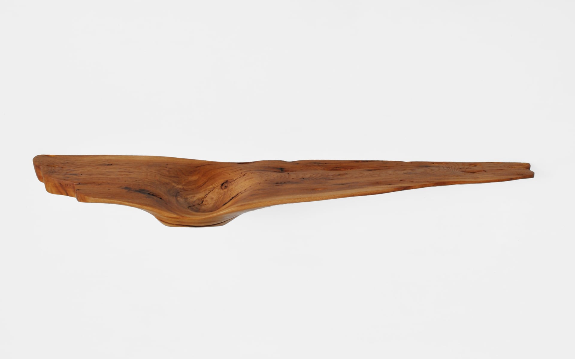 wall shelf by Jörg Pietschmann