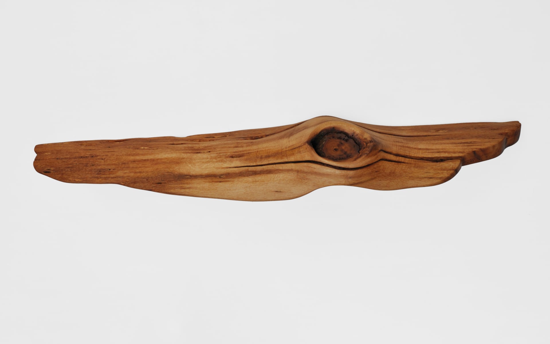 wall shelf by Jörg Pietschmann