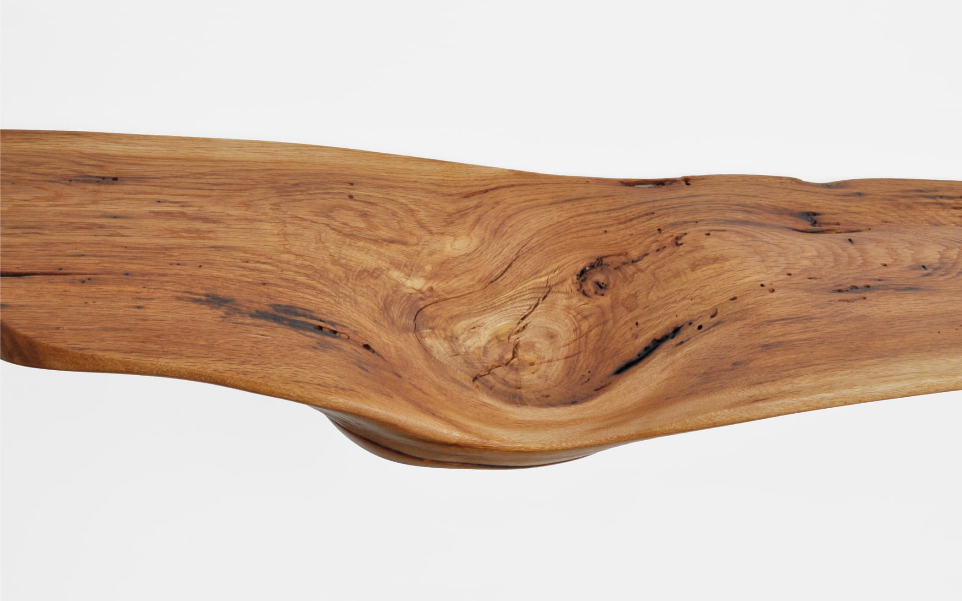 wall shelf by Jörg Pietschmann