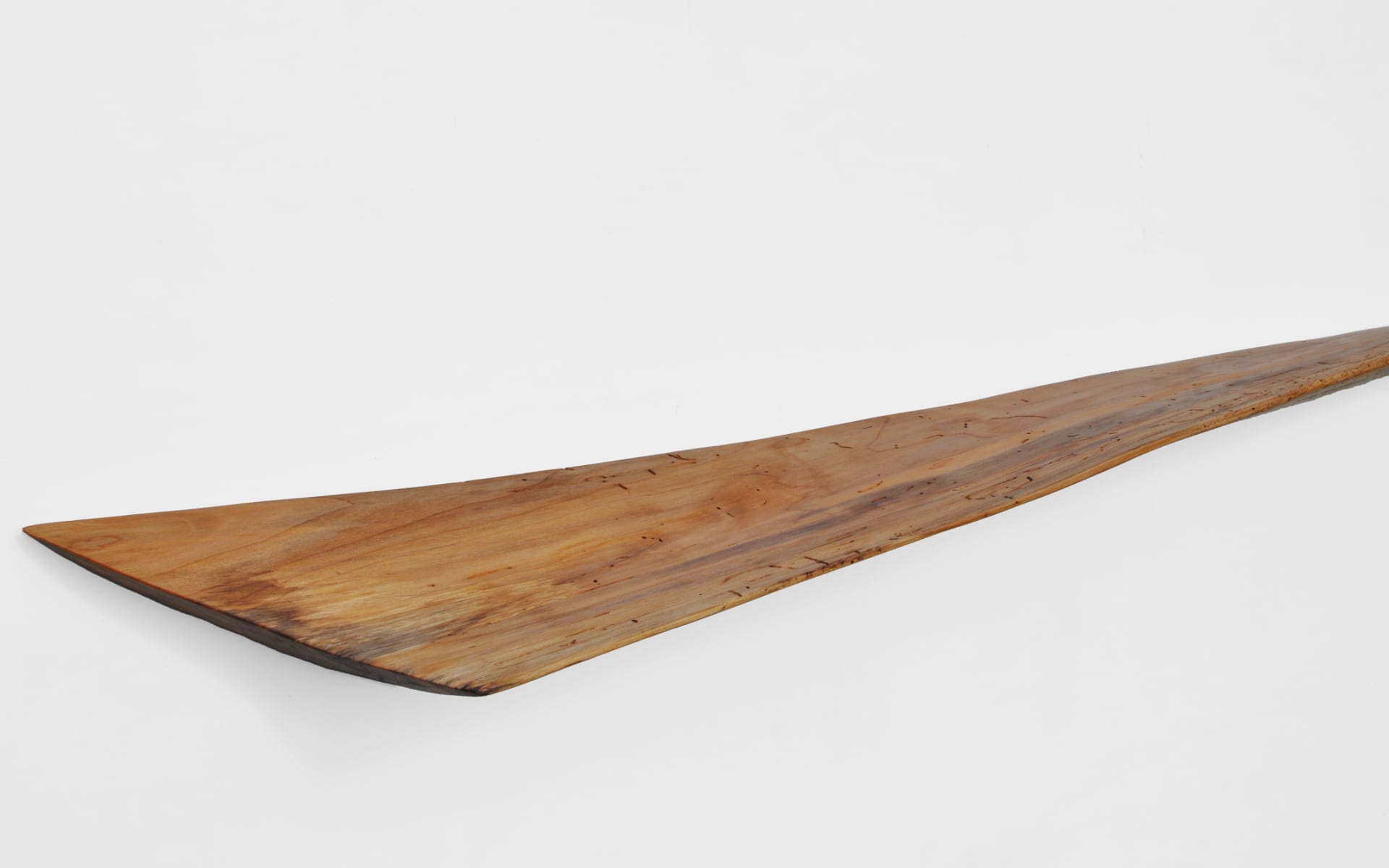 wall shelf by Jörg Pietschmann
