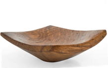 Jörg Pietschmann · V21464 · Oak #collectibledesign #vessel #bowl #woodworking #interiordesign #woodsculptures #art #woodart #wooddesign #decorativewood #originalartwork #modernwoodsculpture #joerg pietschmann #oldwood #functionalsculpture #artfurniture