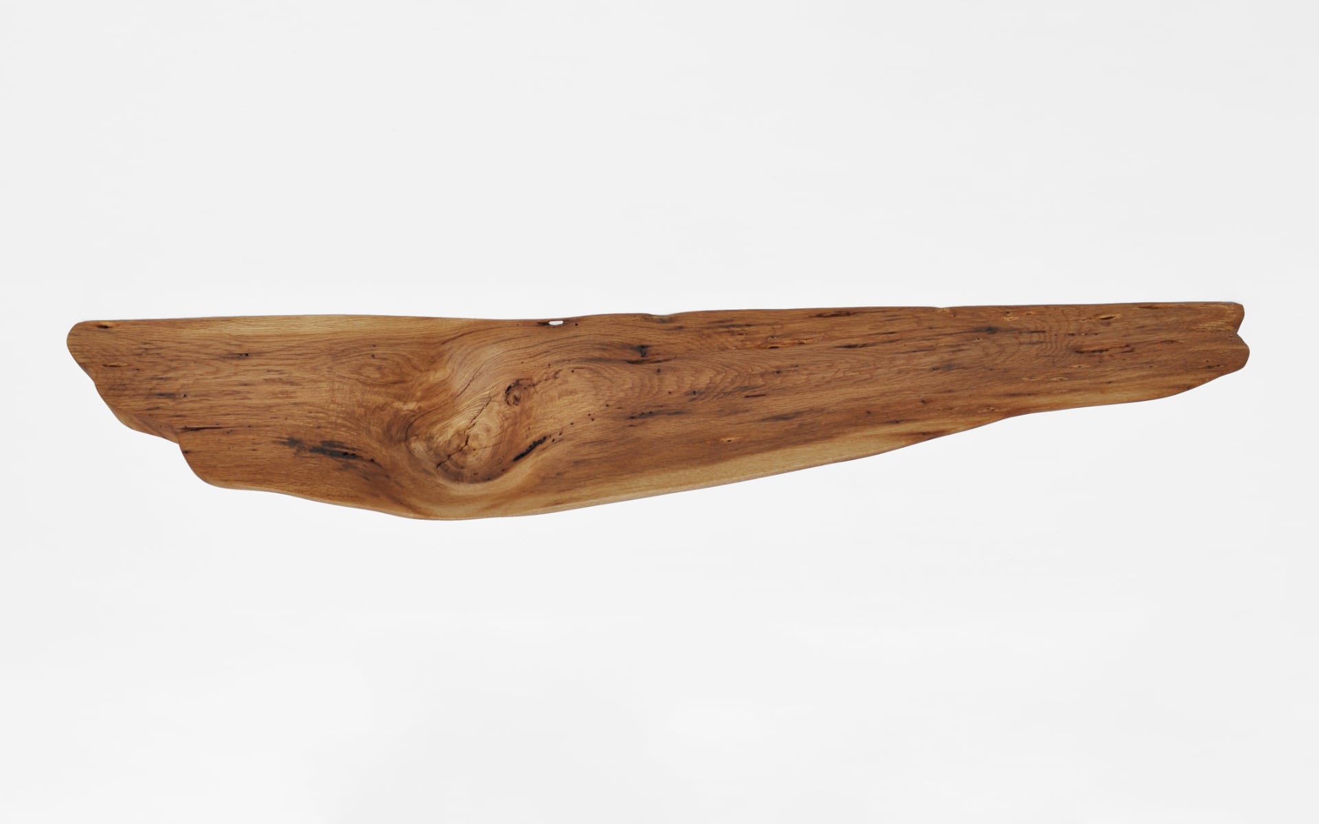 wall shelf by Jörg Pietschmann
