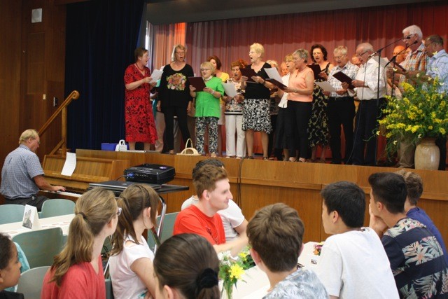 Chor beim Gemeindefest 