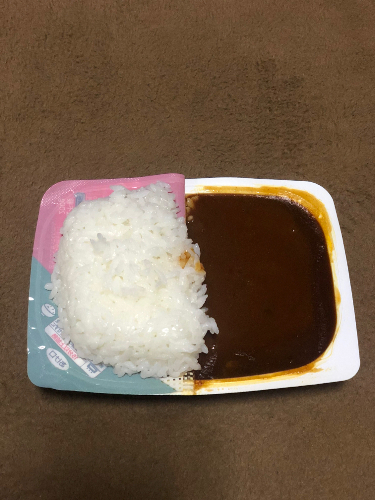 カレーとサトウノゴハン