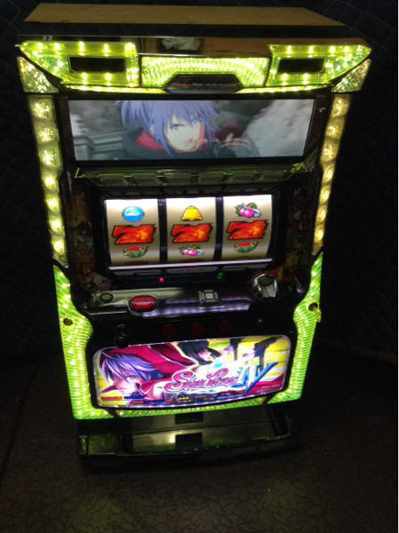 パチスロ実機 スカイラブ4 コイン不要機付き スロット機 |江別市の