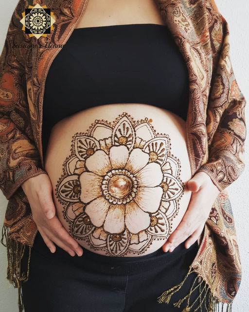 Babybauch Henna