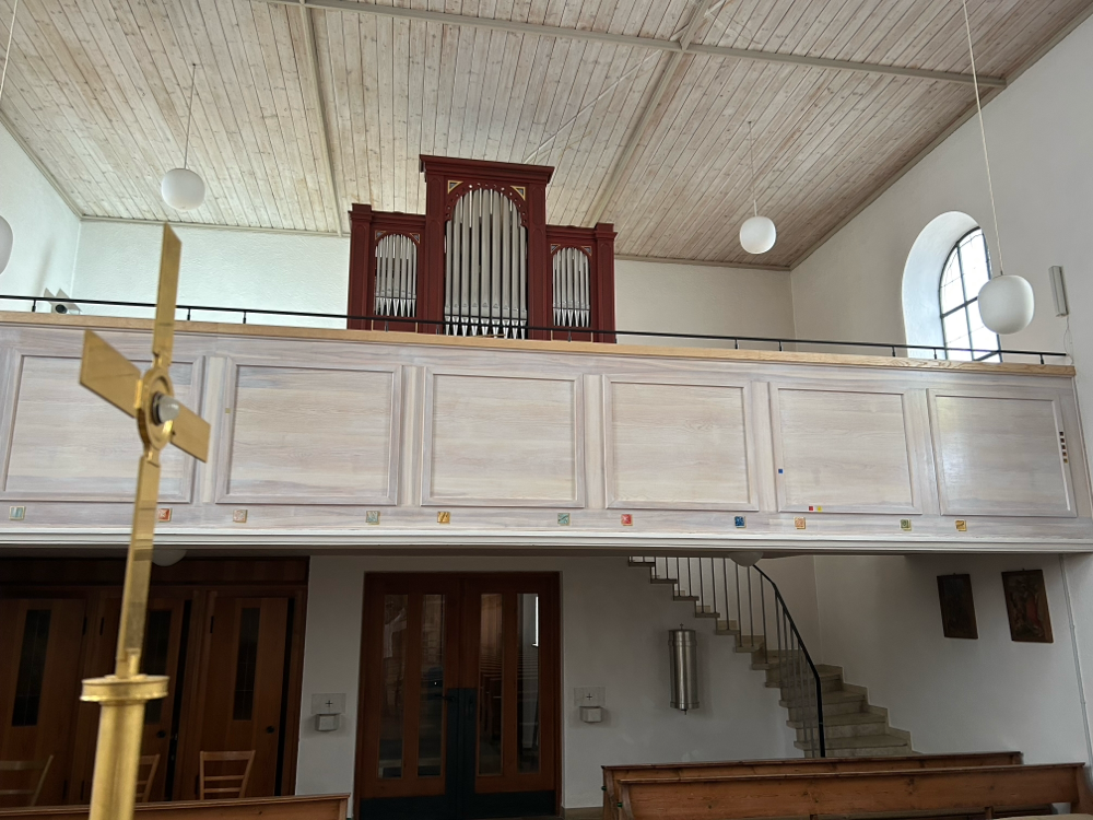 R.C. von Aufwind Restaurierung Altes Christus am Kreuz Atelier Aufwind in Freienried