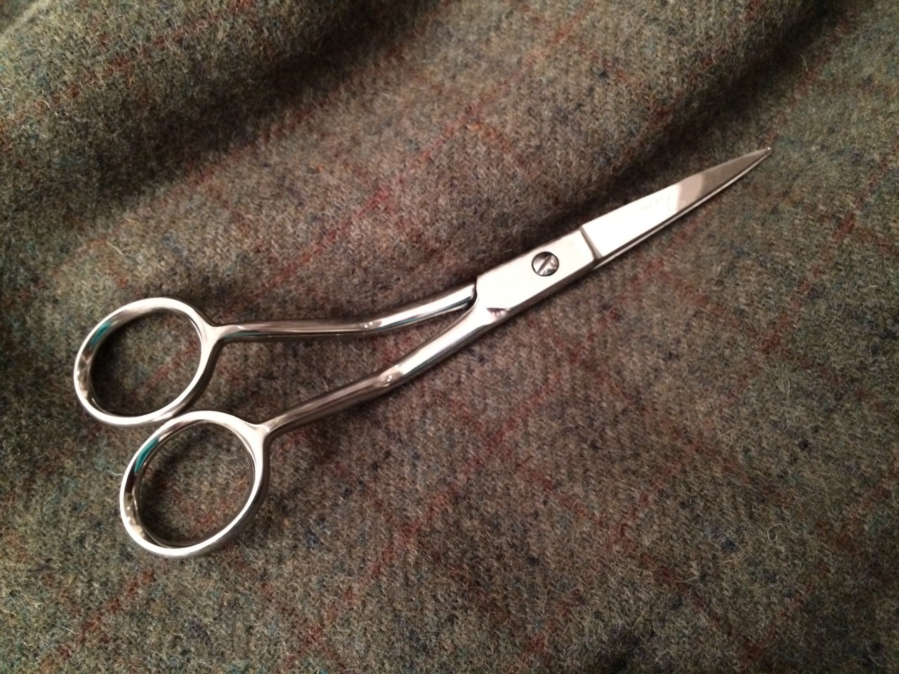 Rug hooking supplies, simply the best to use provided by Shady Hill Rug