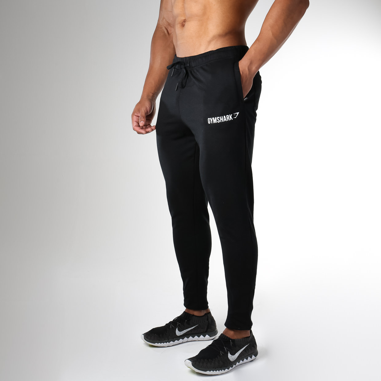 GymShark Fit Tapered Bottoms Black GymShark Sportelano