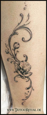 Tattoo Orchideen von TattooRitual Rostock, Tattoo Rostock
