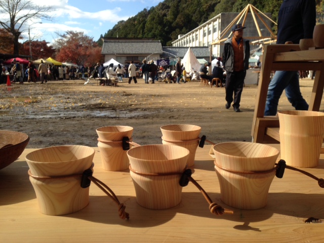 ライフスタイル 木のある生活 木のある暮らし 男の隠れ家 木のカトラリー 杣人 木地師 木 ヒノキ ウイルス アロマ効果 エゴノキプロジェクト 森林文化アカデミー みの木工工房FUKUBE 森の巣 morinos 森林総合研究センター ぎふ木游館 古民家カフェ バードウォッチング 木のお皿 木のお椀 木の猪口 木のボール 木のおもちゃ 木製 きのこま キノコみたいな木 赤ちゃん 長良川オンパク 薬草染 倭衣 Gotow Corsoyard 岐阜県美術館 長良川デパート 器用人 galleryIDF