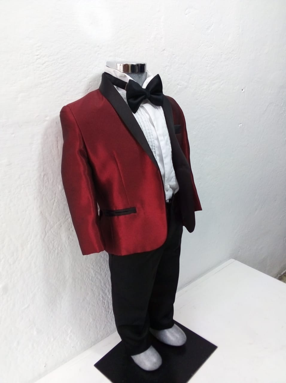 y venta de trajes - Venta y Alquile trajes Chalco, trajes formales etiqueta charros regionales y disfraces