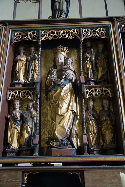 Figurengruppe vom Schnitzaltar