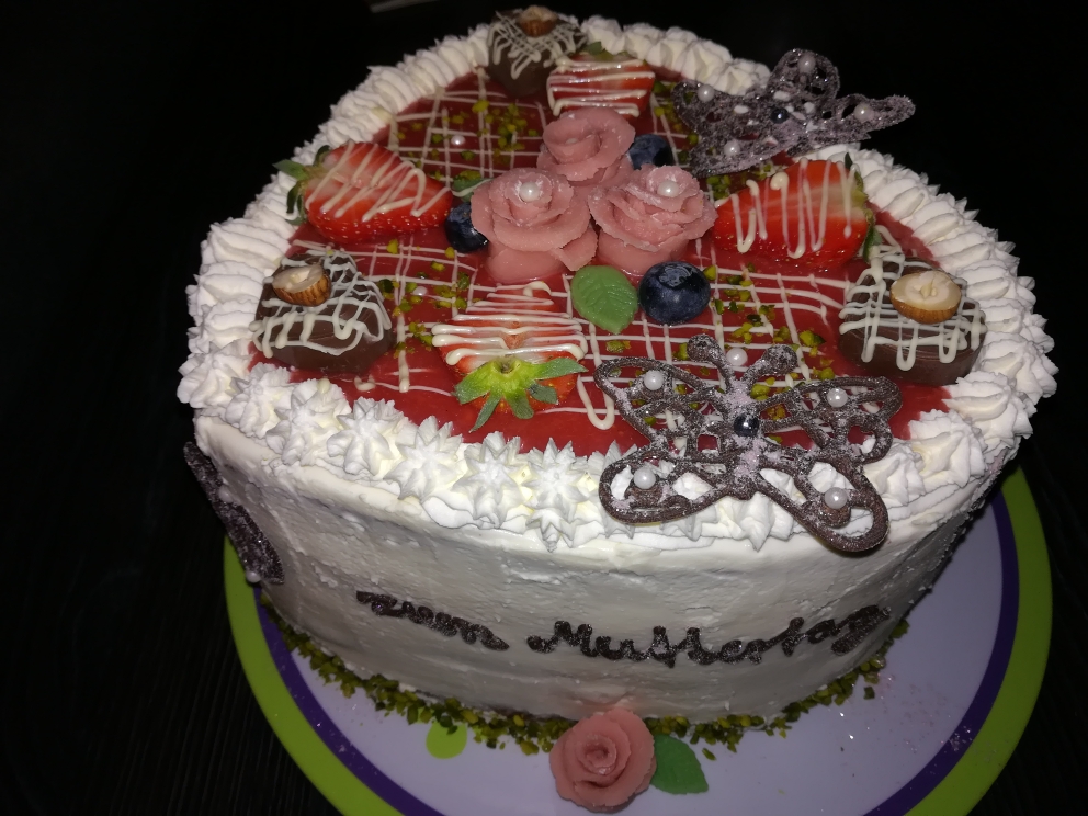 Nach dem Motto "Backen ist aus Teig geformte Liebe!" bakingleilas