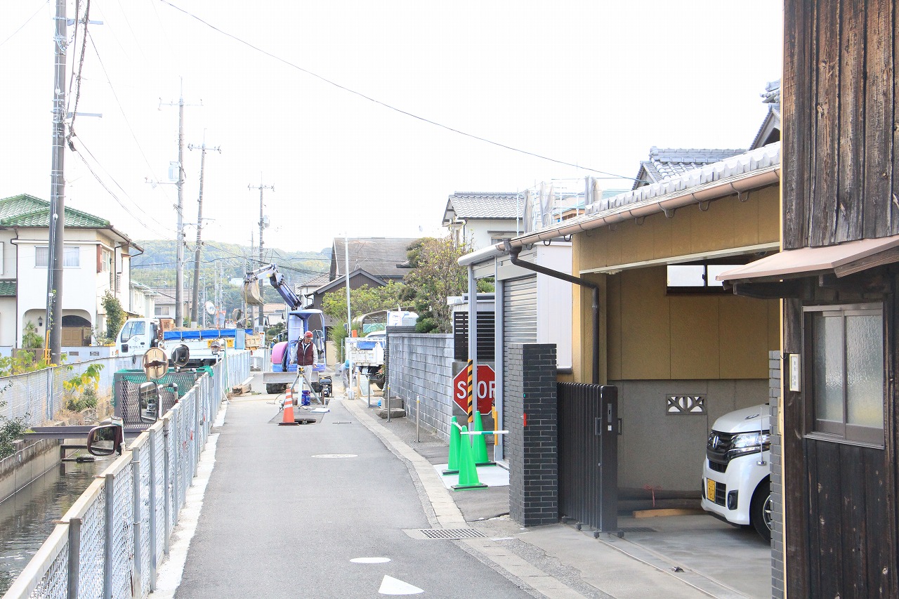 現地 前面道路周辺（2016年11月撮影）