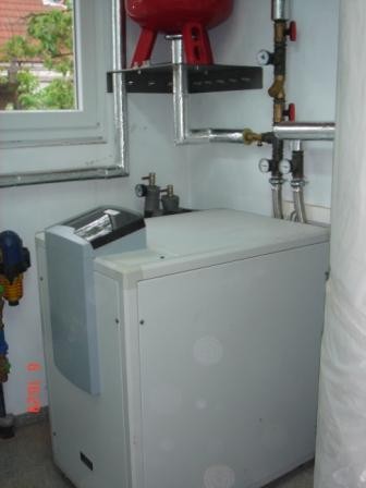 Solewärmepumpe 12 kW im Einfamilienhaus mit Einliegerwohnung