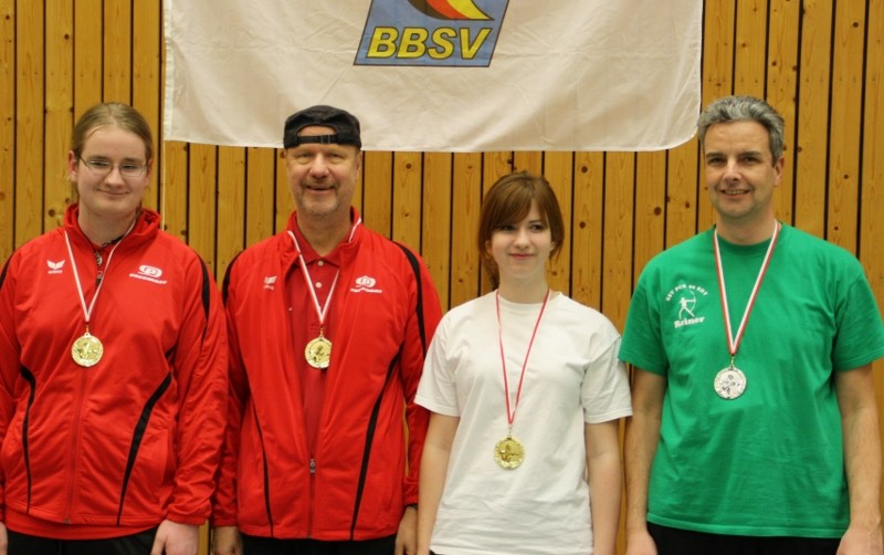 Lara Presser, Einzelstarterin U17 weiblich Langbogen