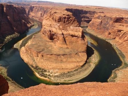 ... und das verbirgt sich in dem Loch - der Horseshoe Bend!