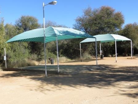 Arebbusch Camp in Windhoek... :-/