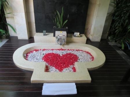 Poolvilla im Ubud Village Resort