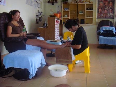 Im Nagelstudio