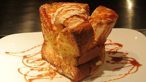 鉄板焼で熱々フレンチトーストバニラ添え - 鉄板焼き ステーキ ...