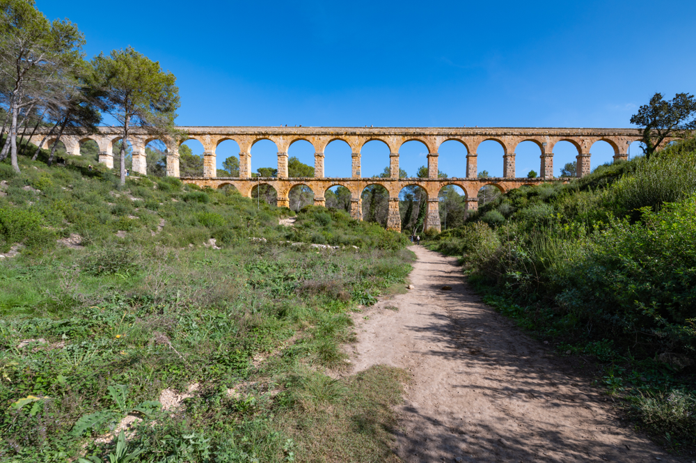 Teufelsbrücke bei Taragona, ein altes römisches Aquädukt 
