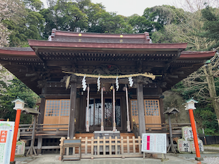 氏神様にお参りに