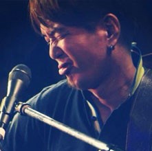 鶴田晋一