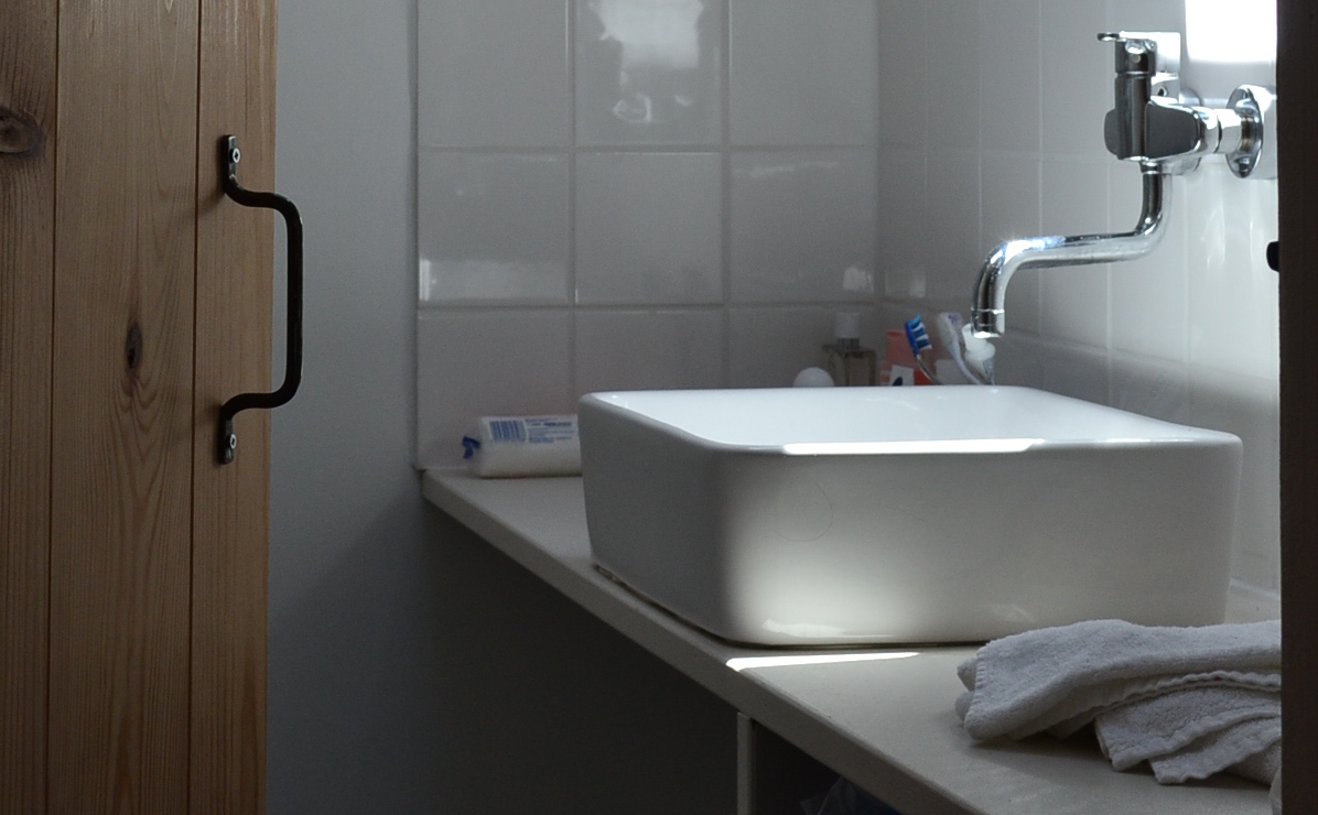 la salle de bain au rez de chaussée