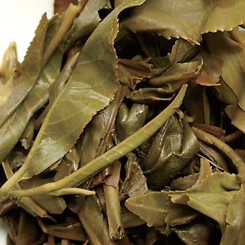 2002 Wuliang Ancient Arbor Pu-erh Tea Cake (无量山古树乔木茶)