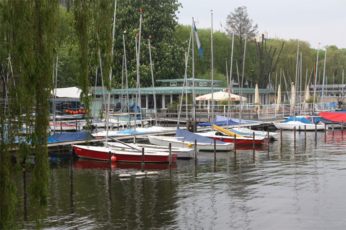 Oder einem stilvollen Essen im "Portonovo" direkt an der Alster