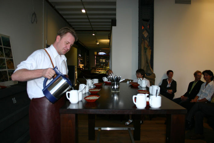 Eine Kaffee- Verkostung in der Hamburger Speicherstadt