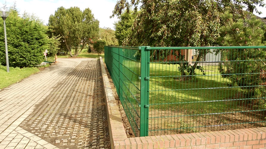 Pose de clôtures par BLS jardin à Charleroi et Nivelles