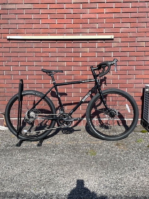 SURLY Disc Trucker完成車が初入荷です