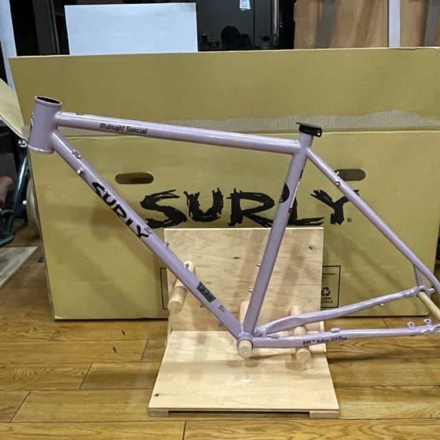 SURLY Midnight Special メタリックライラック　サイズ46入荷しました