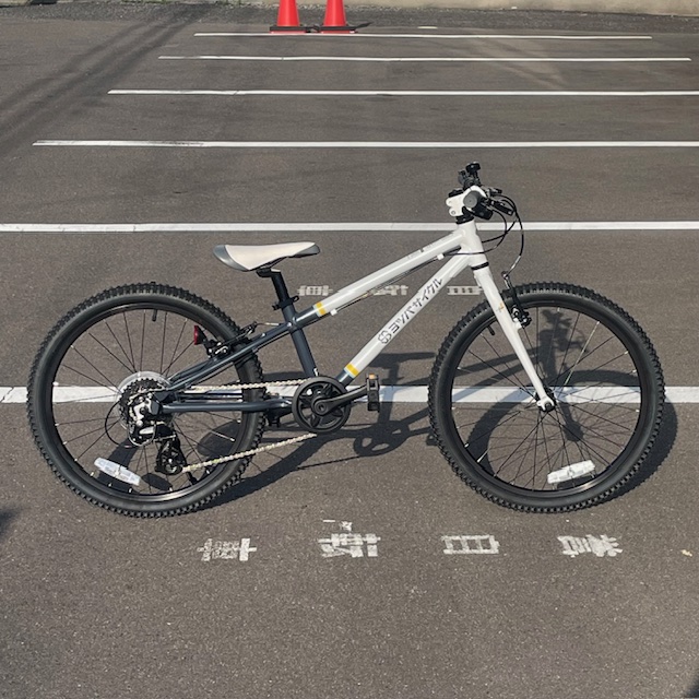 k*1様 ヨツバサイクル 24インチ ネイビー ホワイト 引取り限定 東京都西部 YOTSUBA CYCLE（ヨツバサイクル）YOTSUBA ZERO 24 8Speed （ヨツバゼロ