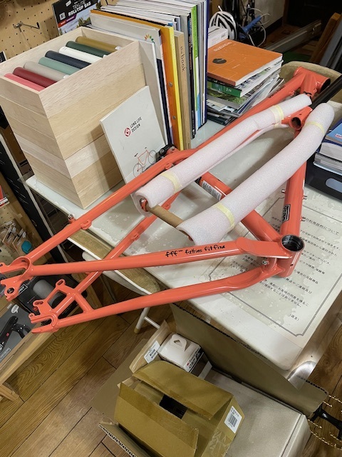 デモ車SURLY KARATEMONKEY Sサイズ フレームセット中古販売します