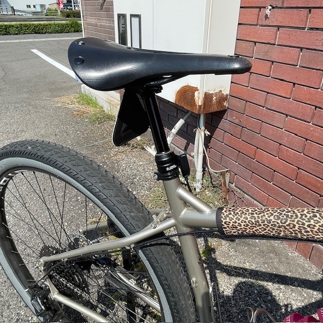 クロスセクション Power Pole ドロッパ―シートポストをインストール