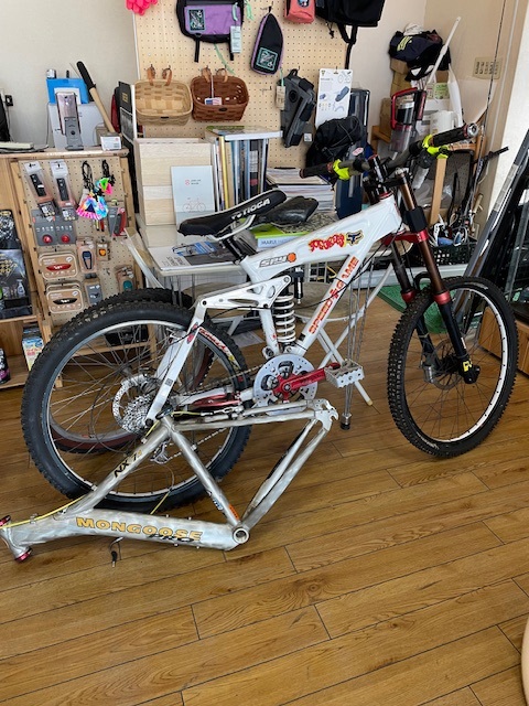 25年以上前のMTBを寄せ集めでレストア