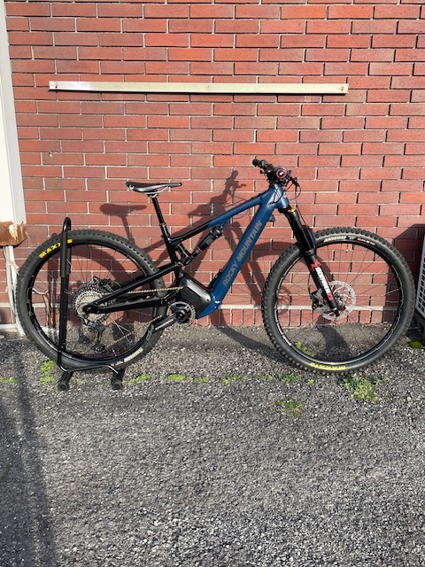 NEW デモ車　Rocky Mountain Instinct Power Play A30
