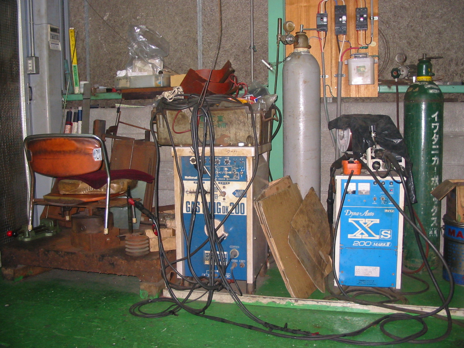 半自動・アルゴン溶接機