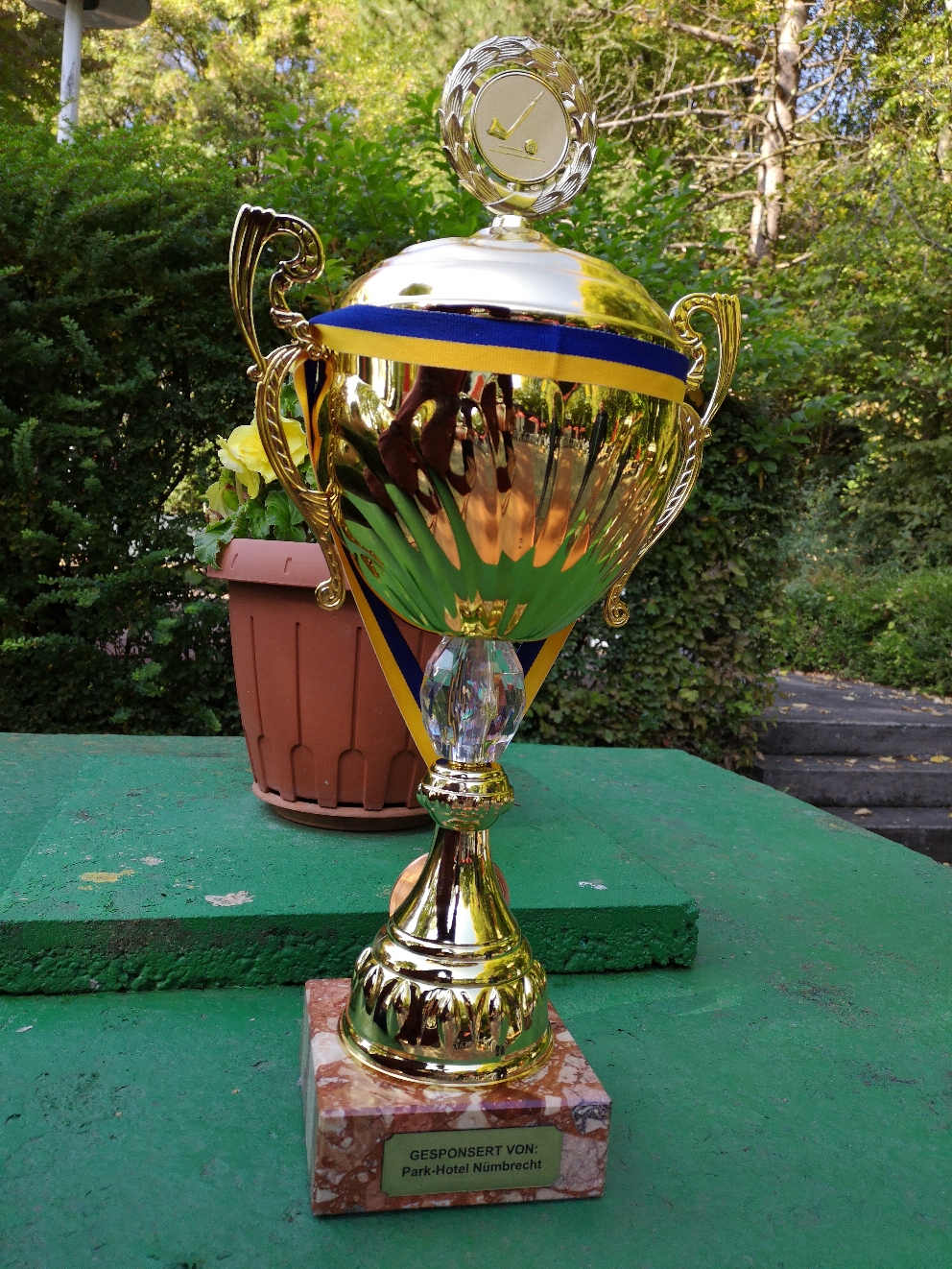 Wanderpokal der Seniorinnen I, Sponsor: Park-Hotel Nümbrecht 