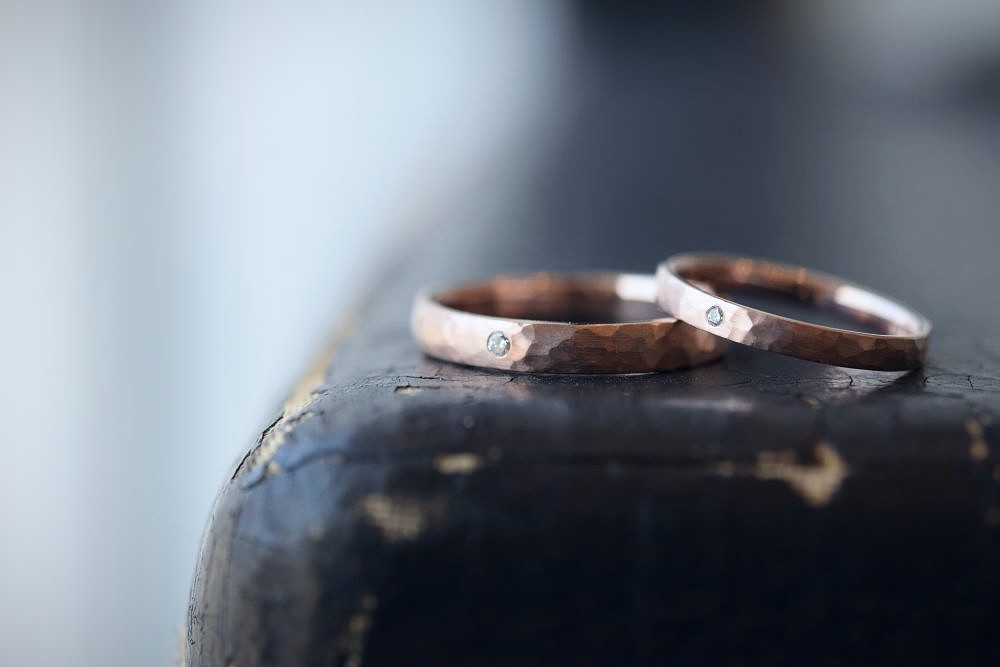 結婚指輪はお揃いのピンクゴールド