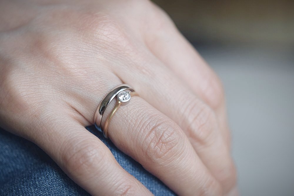 私らしい婚約指輪の重ね付け ⑥