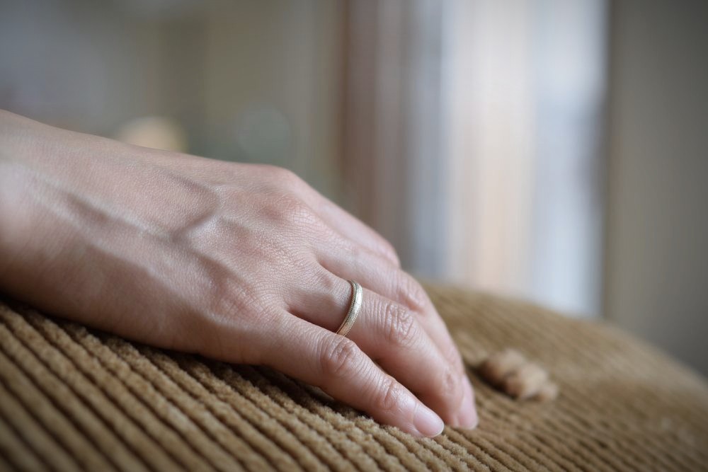 ミル打ちの結婚指輪 scar