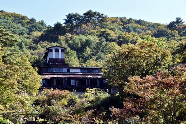 若松鉱山廃墟景観／鳥取県日南町多里