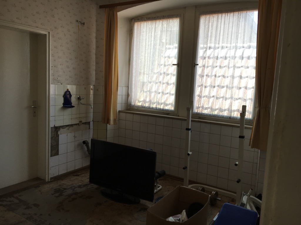 Kleines Haus Kaufen Mauritius Marekhi Revazishvili