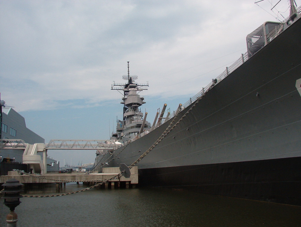 Le  USS Wisconsin