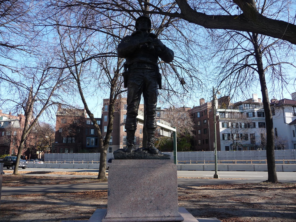 Statue en mémoire des soldats de la WWII